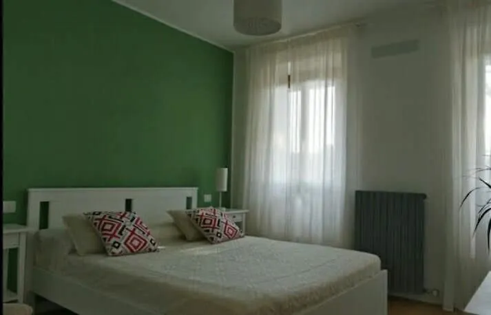 Calco 15 Hotel
