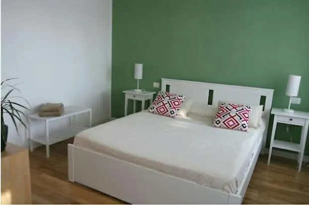 Calco 15 Hotel